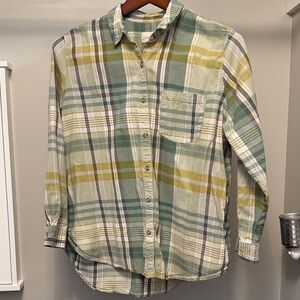 Universal Thread Multicolor Plaid Button-Down Shirt